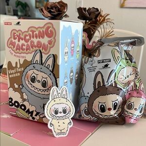Authentic Labubu  Exciting Macaron confirmed Soymilk Vinyl Face